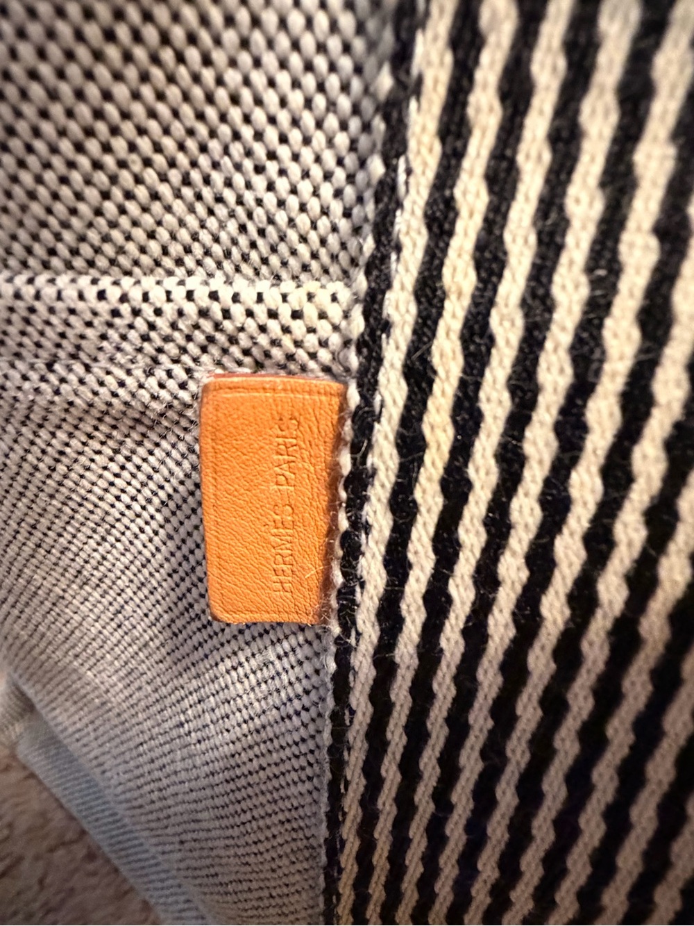 Hermès Fourre Tout MM grey cotton canvas tote bag. 💼 🤩 with COA🤩 - Picture 4 of 15